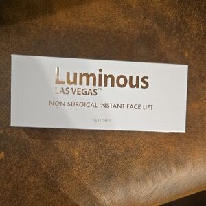 Luminous Las Vegas Instant Face Lift